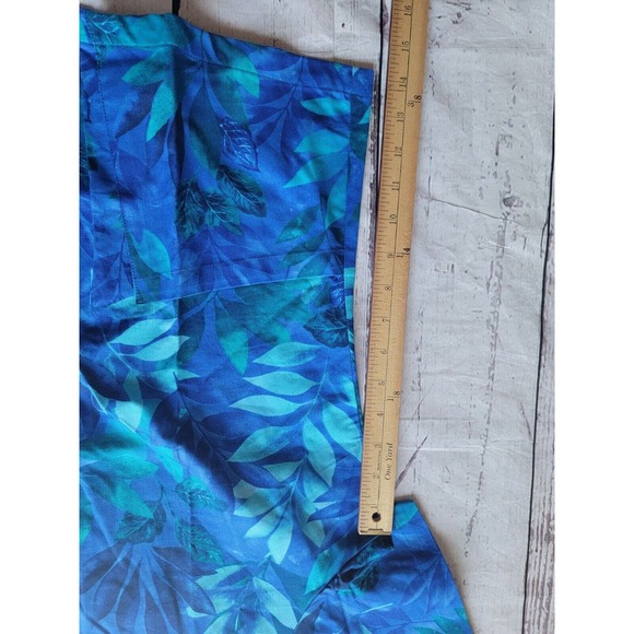 Vintage Cherokee Tropica Bluel Floral Button Up Scrub Top Nurse Top New Size XL - Picture 7 of 10
